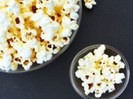 Jak zrobić popcorn z masłem w domu